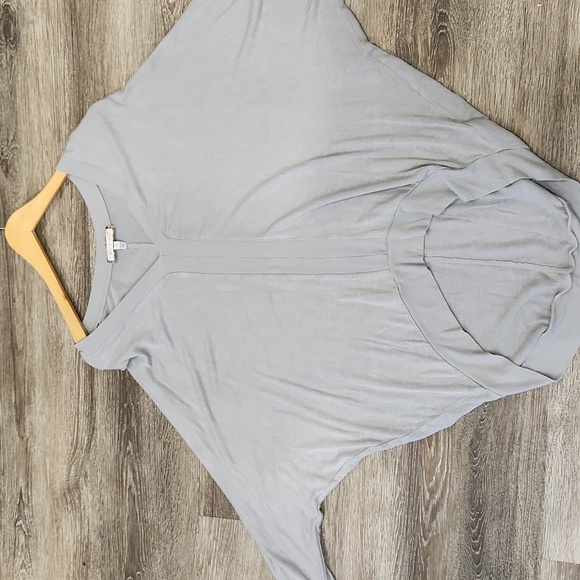 Anthropologie Eri +Ali Gray Ribbed Dolman Sleeve Oversized Vneck Top - Picture 3 of 4